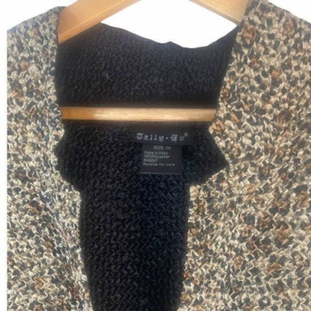 Tally Ho Leopard Print Jacket 1x Button Front Top - image 2